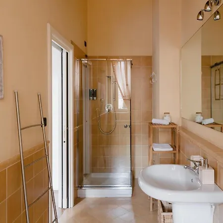 بيت ضيافة Quarenghi16 3*