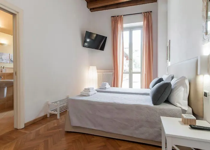 Quarenghi16 Pensionat 3*