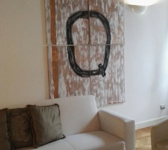 Quarenghi16 Pensionat 3*