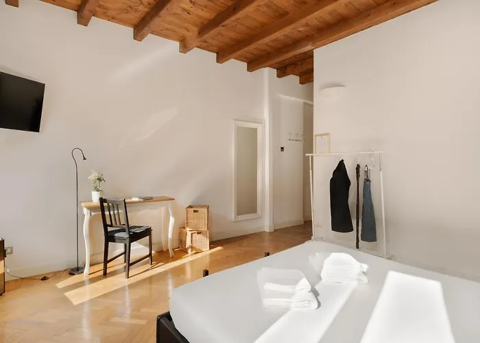 Quarenghi16 Guest house