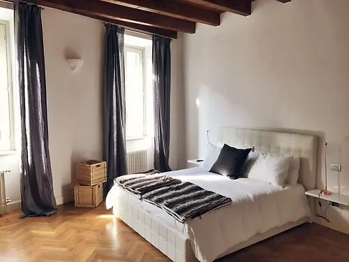 Guest house Quarenghi16